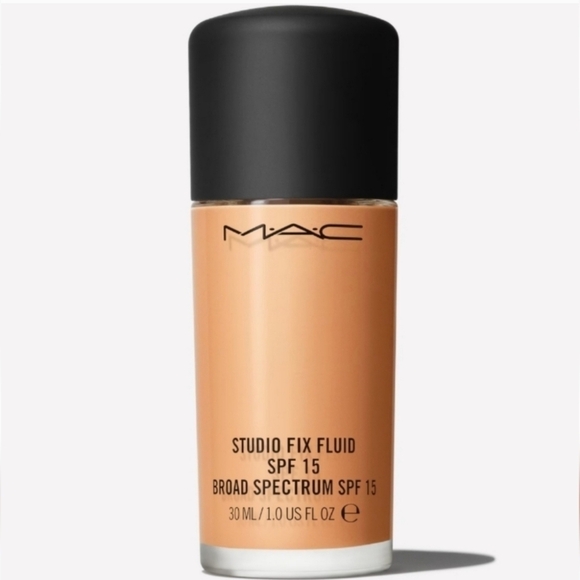 MAC C5 Studio Fix Fluid SPF 15 Foundation - Picture 1 of 13